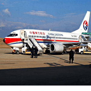 布拉克空运公司航空快运业稳步发展的原因是什么？